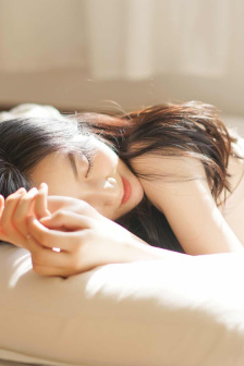360摄像头偷拍住宅夫妇